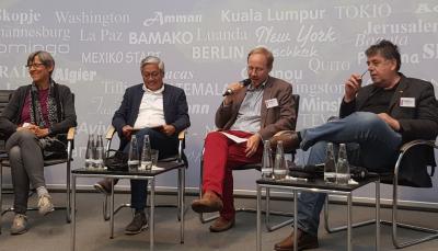 diskussion podium sportkonferenz