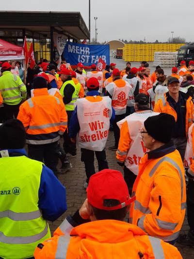 Warnstreik bei Xella in Rotenburg
