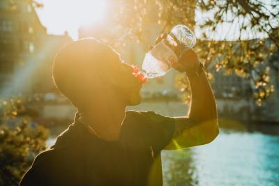Wasser Trinken Hitze Wasser Trinken Hitze