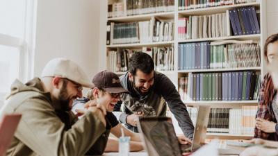 Studierende Studierende