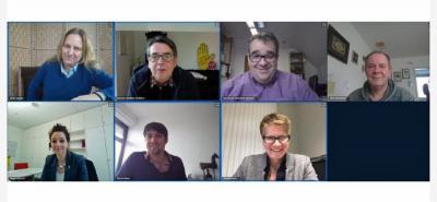 Gelbe Hand Gelbe Hand