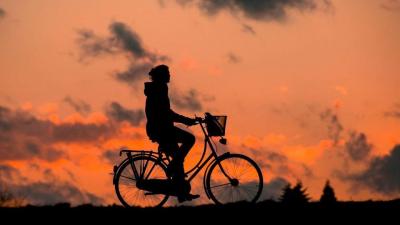 Radfahrerin Radfahrerin