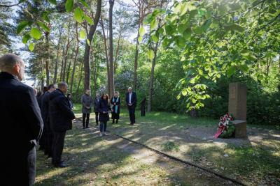 Kranzniederlegung zum 8. Mai 2025 Kranzniederlegung zum 8. Mai 2025
