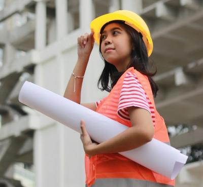 Auszubildende auf Baustelle