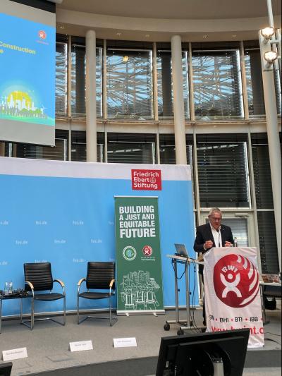 Bundesvorsitzender Robert Feiger auf der BHI-Klima-Konferenz Bundesvorsitzender Robert Feiger auf der BHI-Klima-Konferenz