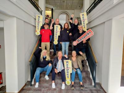 Gruppenfoto mit Beschäftigten der DIAKO Service Flensburg Gruppenfoto mit Beschäftigten der DIAKO Service Flensburg