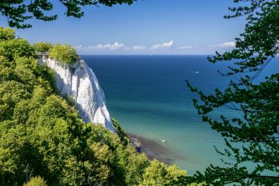 Hochufer mit Ostsee auf Rügen