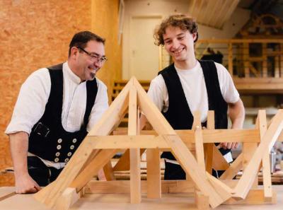 Lamo in der Werkstatt