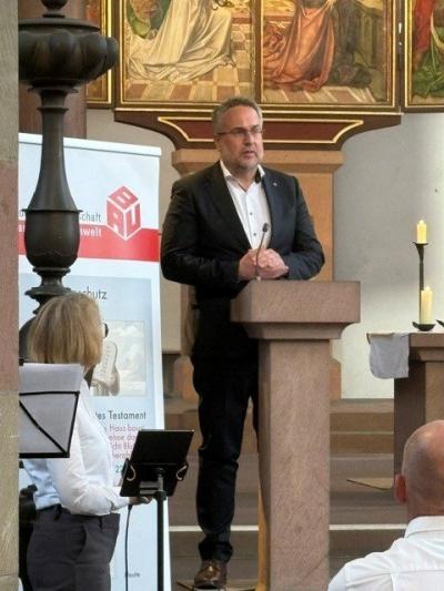 Carsten Burckhardt beim ökumenischen Gottesdienst zum Workers' Memorial Day 2026 in Würzburg