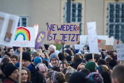 Demonstration gegen Rechts