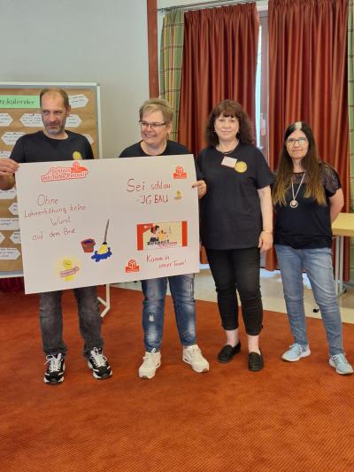 Teilnehmer*innen am Aktionsseminar der IG BAU Region Bayern Teilnehmer*innen am Aktionsseminar der IG BAU Region Bayern