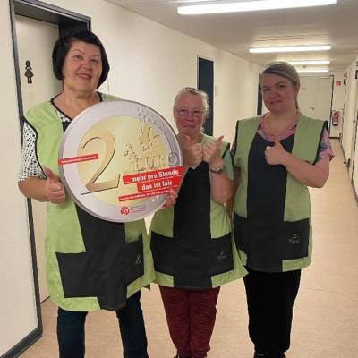 Drei Kolleginnen der Firma Plural