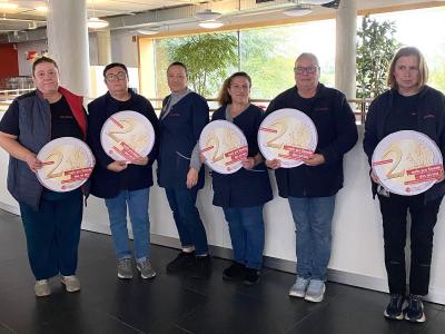 Gruppenfoto der Beschäftigten
