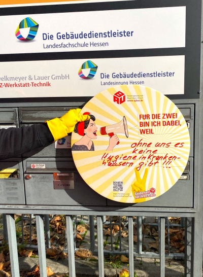 Aktion vor der Landesinnung der Gebäudereinigung in Frankfurt Aktion vor der Landesinnung der Gebäudereinigung in Frankfurt
